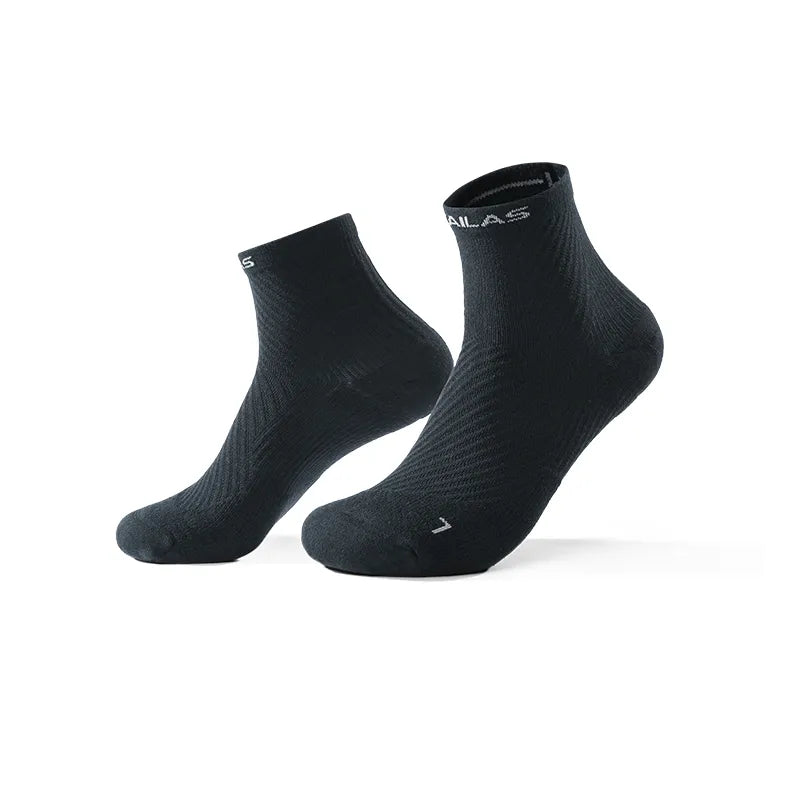 Light Frost Gray/Deep Black